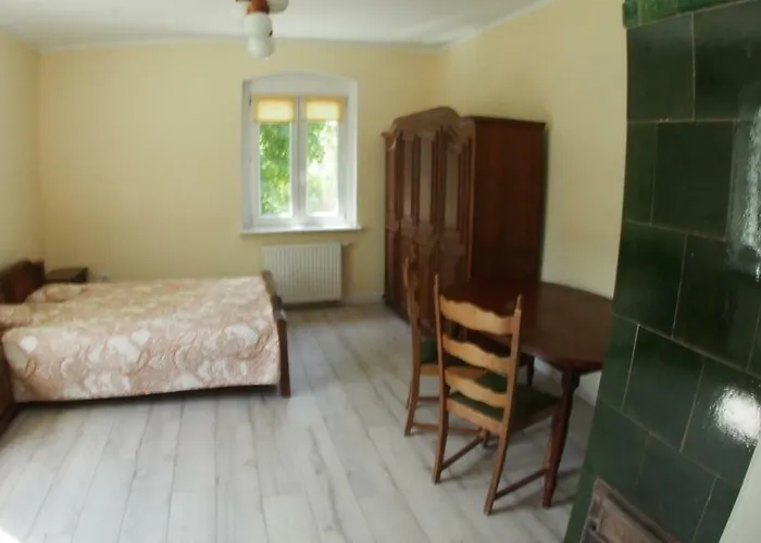 Dom wakacyjny Dom W Wieleniu