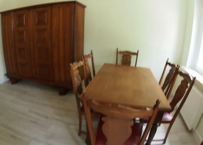 Dom wakacyjny Dom W Wieleniu